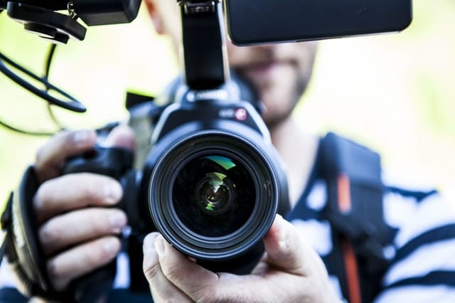 paparazzi taking photos of famous people with hearing loss